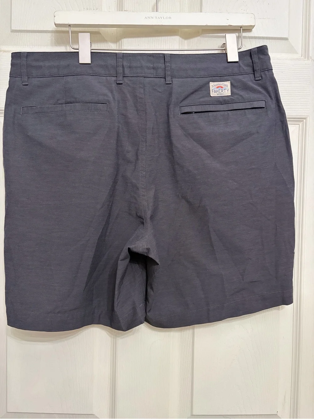Faherty All Day Shorts Classic Cotton-Blend — Charcoal Men’s size 35